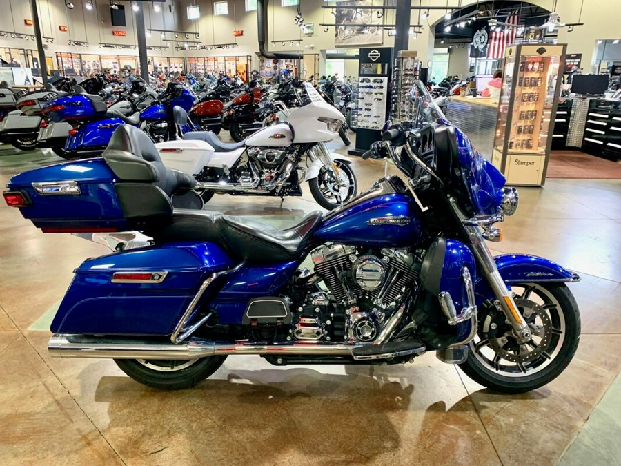 2016 Harley-Davidson Electra Glide Ultra Classic Superior Blue