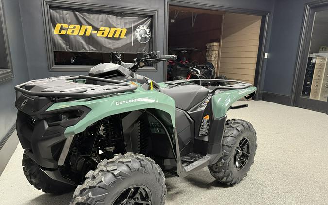 2026 Can-Am Outlander PRO XU HD5