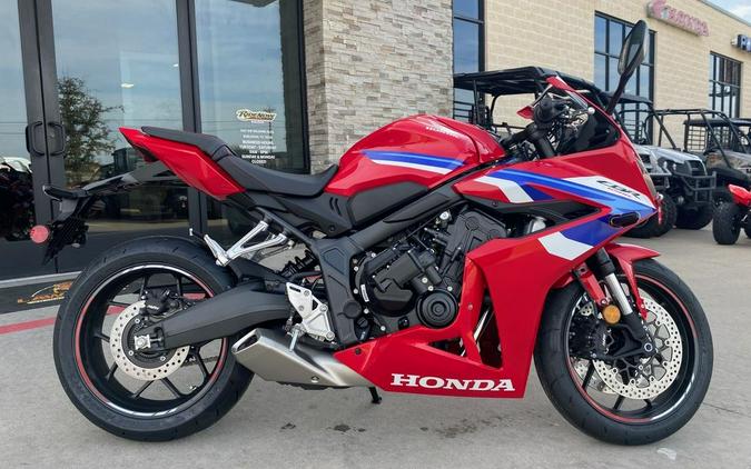 2026 Honda® CBR650R E-Clutch