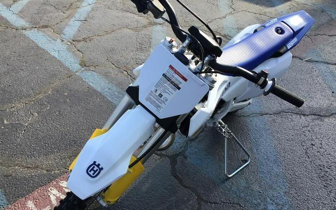 2027 HUSQVARNA TC 50