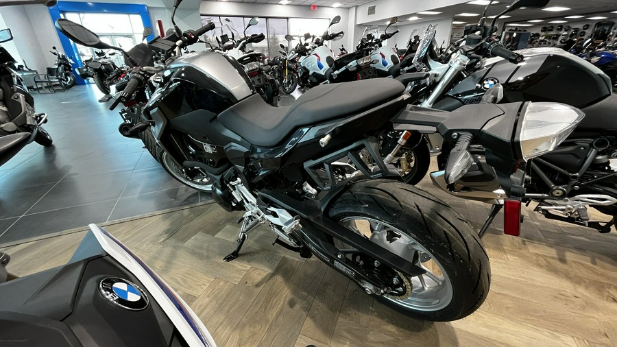 2023 BMW F 900 R