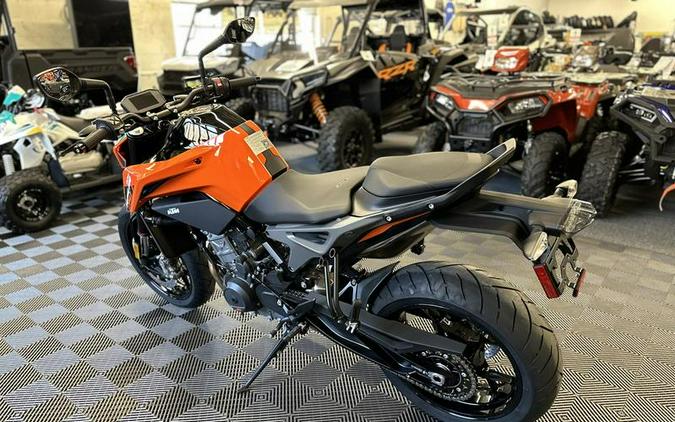 2024 KTM 790 Duke