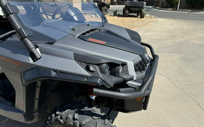 2016 Can-Am® Commander DPS 1000