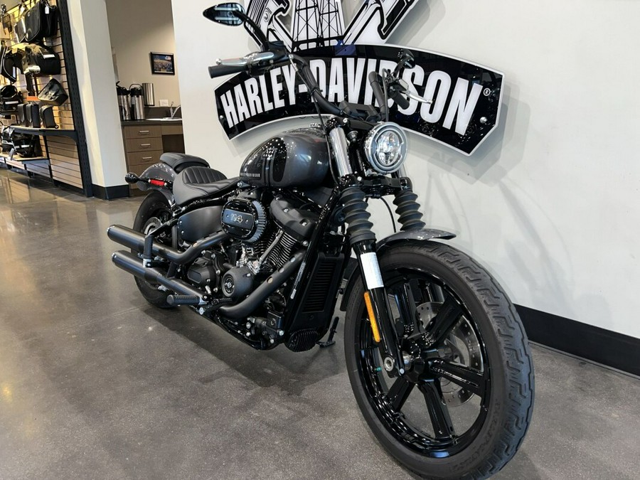 2022 Harley-Davidson Street Bob 114