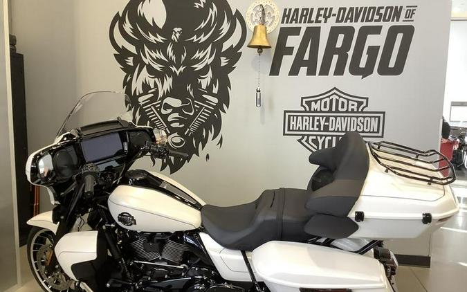 2026 Harley-Davidson® FLHXL - Street Glide® Limited