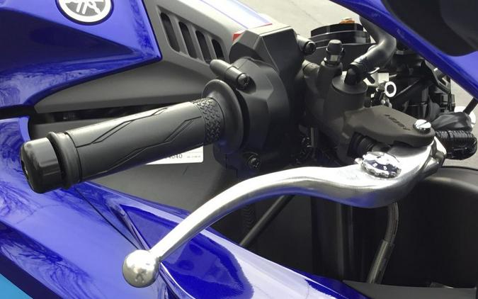 2024 Yamaha YZF-R1