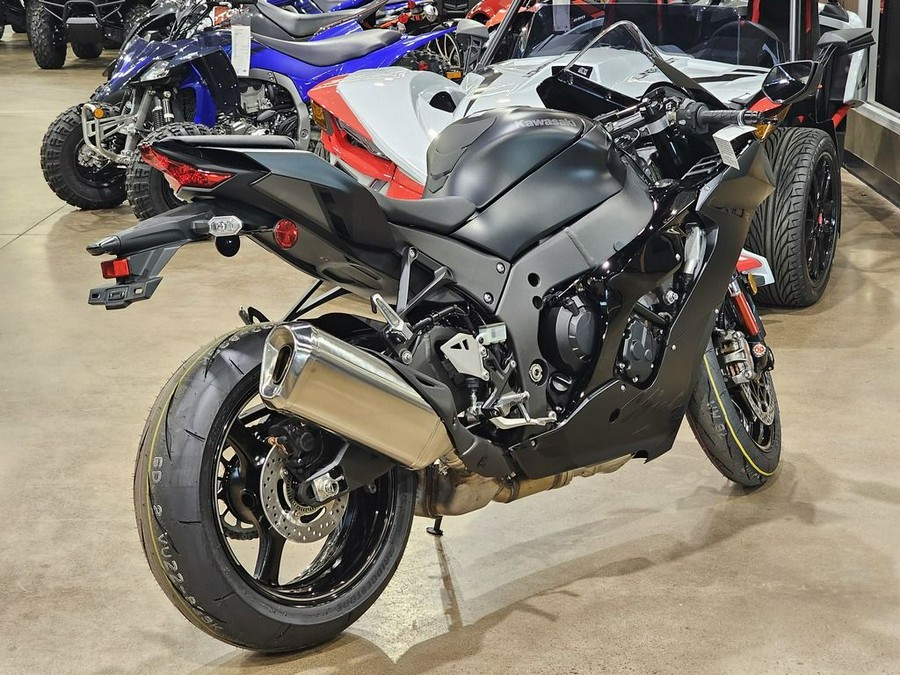 2024 Kawasaki Ninja® ZXT-10R ABS