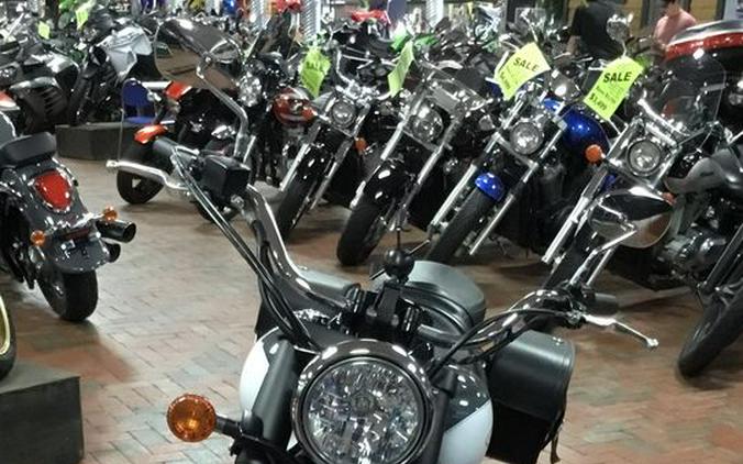 2021 Kawasaki Vulcan® 900 Classic