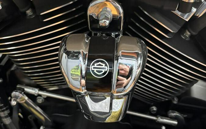 2022 Harley-Davidson® Road Glide® Special WHITE SAND PRL