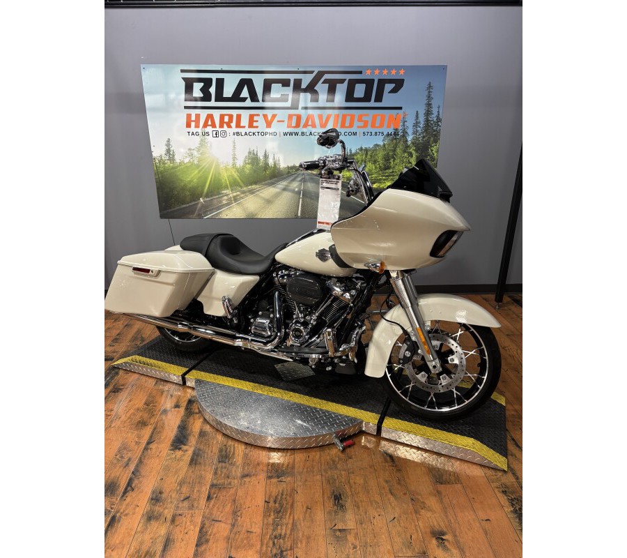 2022 Harley-Davidson® Road Glide® Special WHITE SAND PRL