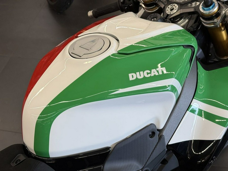 2025 Ducati Panigale V4 Tricolore