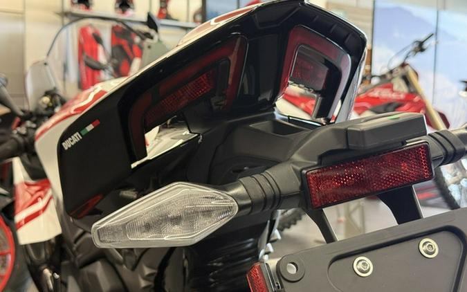 2025 Ducati Panigale V4 Tricolore