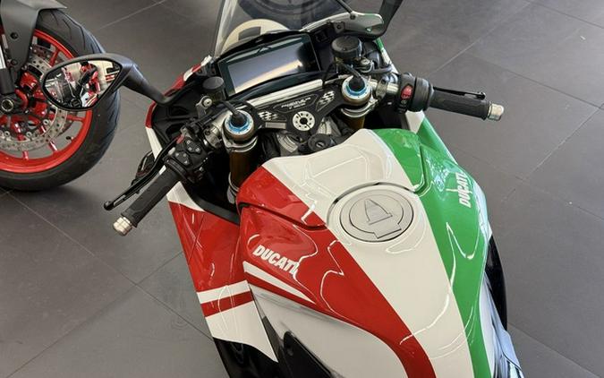 2025 Ducati Panigale V4 Tricolore