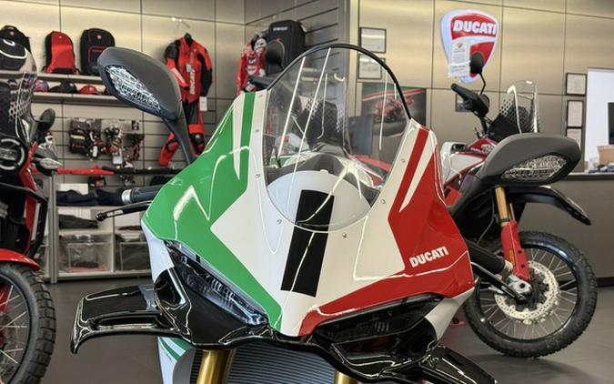 2025 Ducati Panigale V4 Tricolore