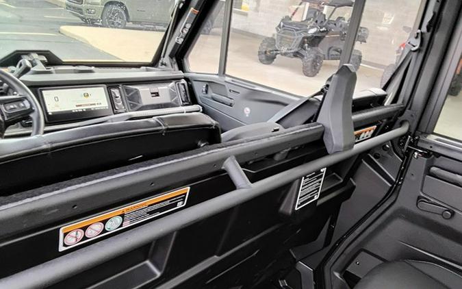 2026 Can-Am Defender MAX Limited HD11