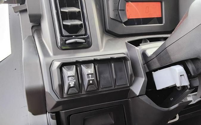 2026 Can-Am Defender MAX Limited HD11