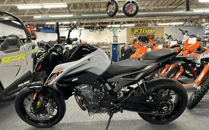 2024 KTM 790 Duke