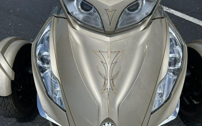 2018 Can-Am® Spyder® RT Limited Chrome