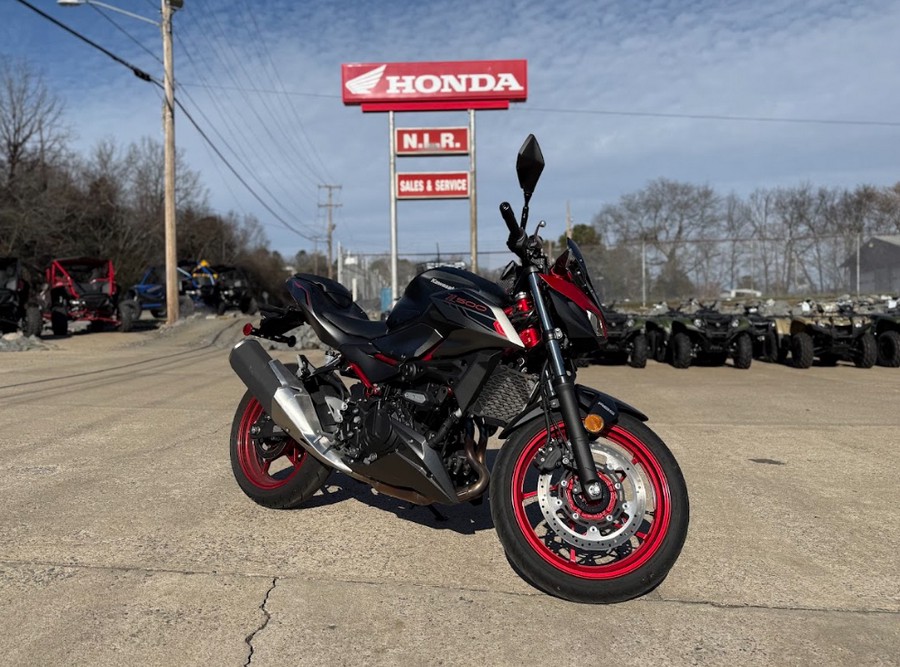 2025 Kawasaki Z500 SE ABS