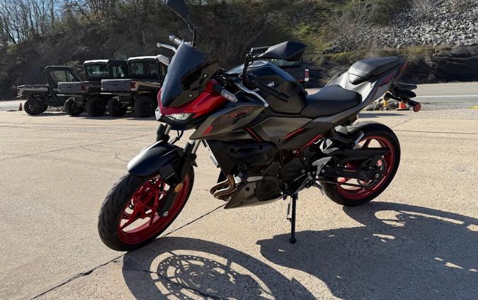 2025 Kawasaki Z500 SE ABS