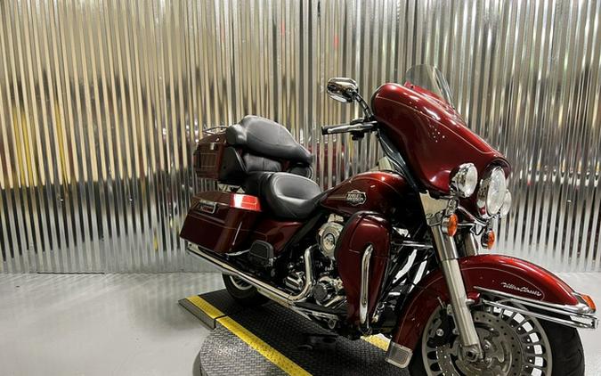 2010 Harley-Davidson FLHTCU - Ultra Classic Electra Glide