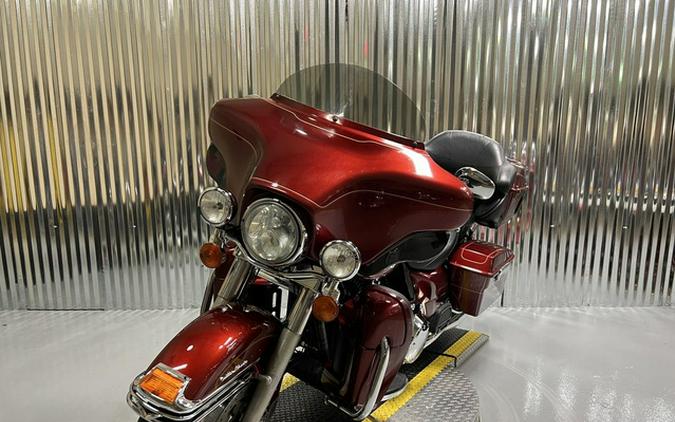 2010 Harley-Davidson FLHTCU - Ultra Classic Electra Glide