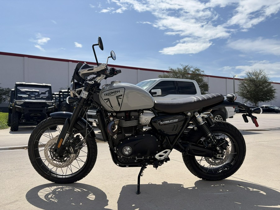 2024 Triumph Scrambler 1200 X