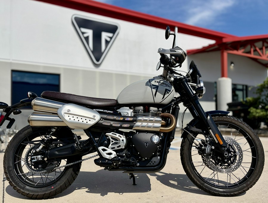 2024 Triumph Scrambler 1200 X