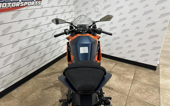 2023 KTM RC 390