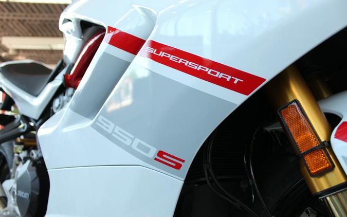 2024 Ducati SuperSport 950 S