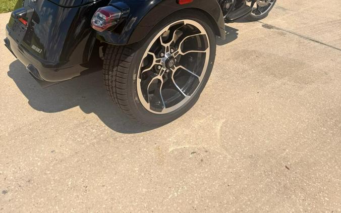 FLTRT 2026 Road Glide 3