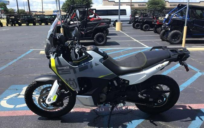 2024 HUSQVARNA NORDEN 901
