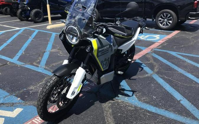 2024 HUSQVARNA NORDEN 901