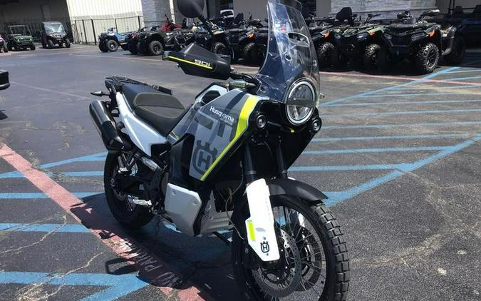 2024 HUSQVARNA NORDEN 901