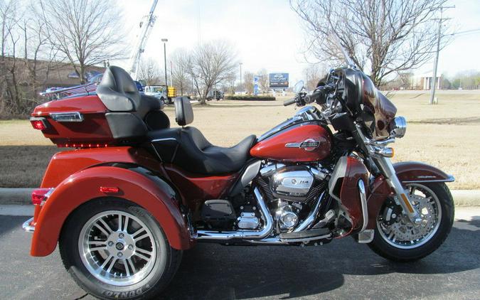 2024 Harley-Davidson® FLHTCUTG - Tri Glide® Ultra