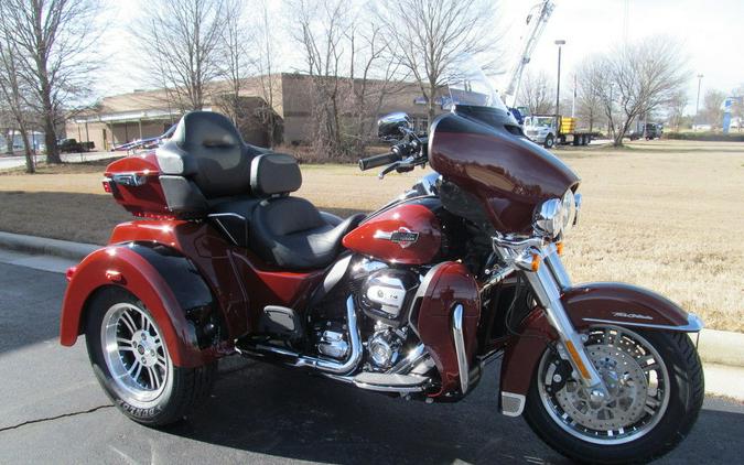 2024 Harley-Davidson® FLHTCUTG - Tri Glide® Ultra