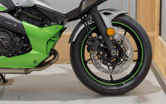 2024 Kawasaki Ninja® 7 Hybrid ABS