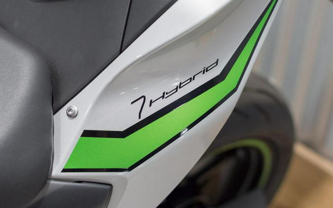 2024 Kawasaki Ninja® 7 Hybrid ABS