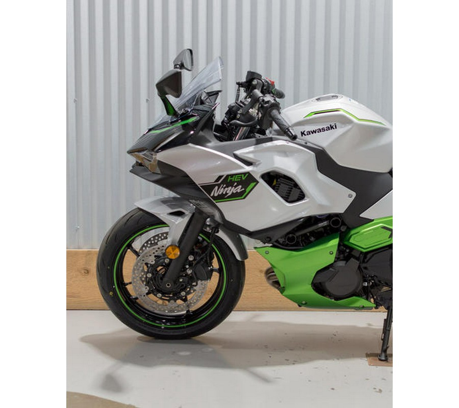 2024 Kawasaki Ninja® 7 Hybrid ABS