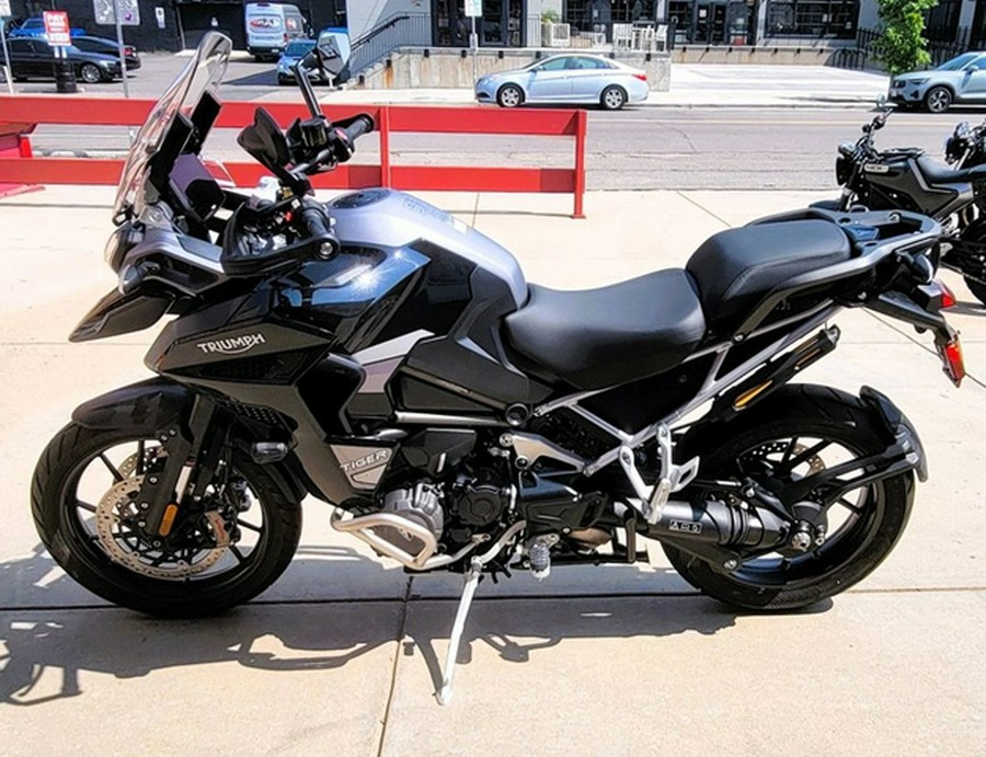 2024 Triumph Tiger 1200 GT Explorer Sapphire Black