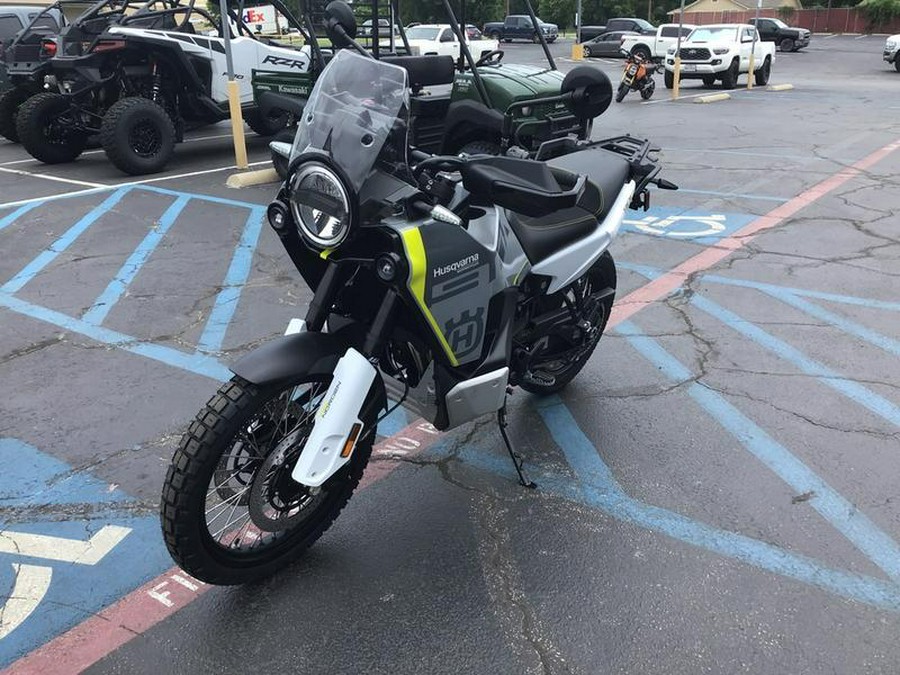 2027 HUSQVARNA NORDEN 901