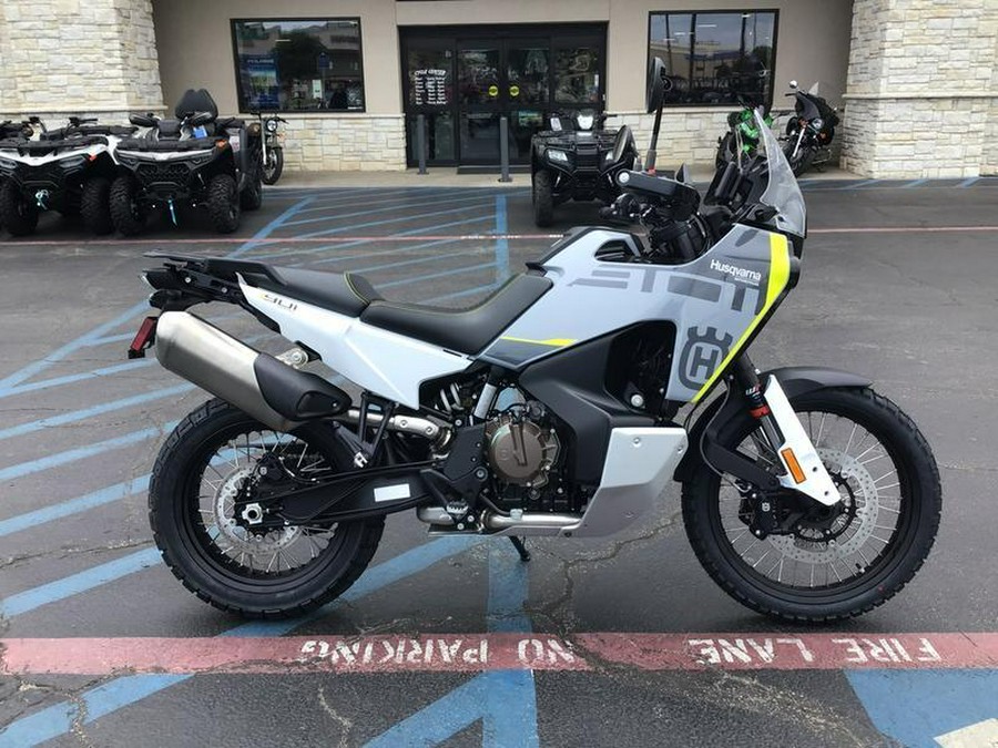 2027 HUSQVARNA NORDEN 901
