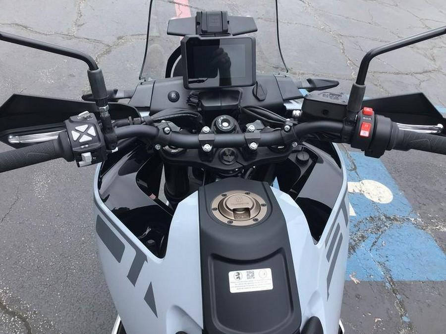 2027 HUSQVARNA NORDEN 901