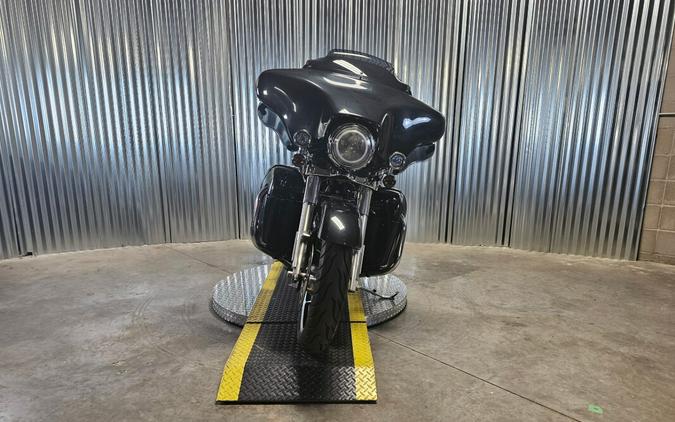 2013 Harley-Davidson Street Glide BLACK PEARL