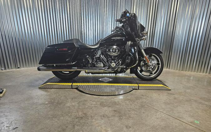 2013 Harley-Davidson Street Glide BLACK PEARL