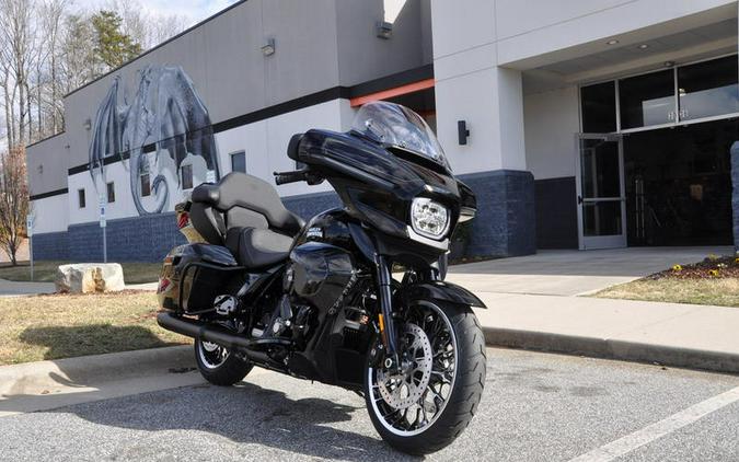 2026 Harley-Davidson® FLHXL - Street Glide® Limited