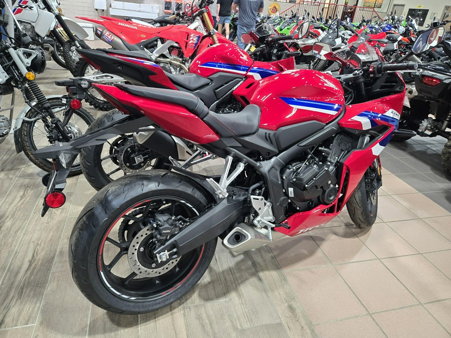 2026 HONDA CBR650R E-CLUTCH