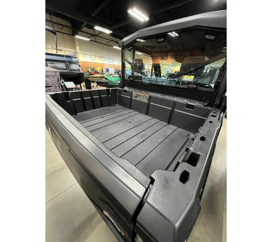 2026 Can-Am Defender XT CAB HD11