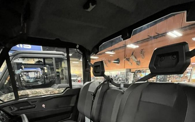 2026 Can-Am Defender XT CAB HD11