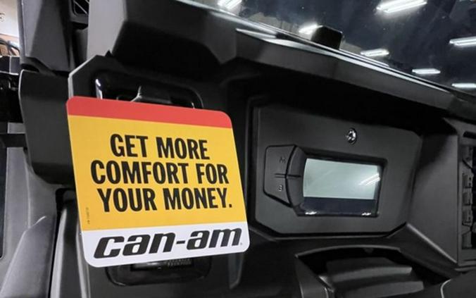 2026 Can-Am Defender XT CAB HD11